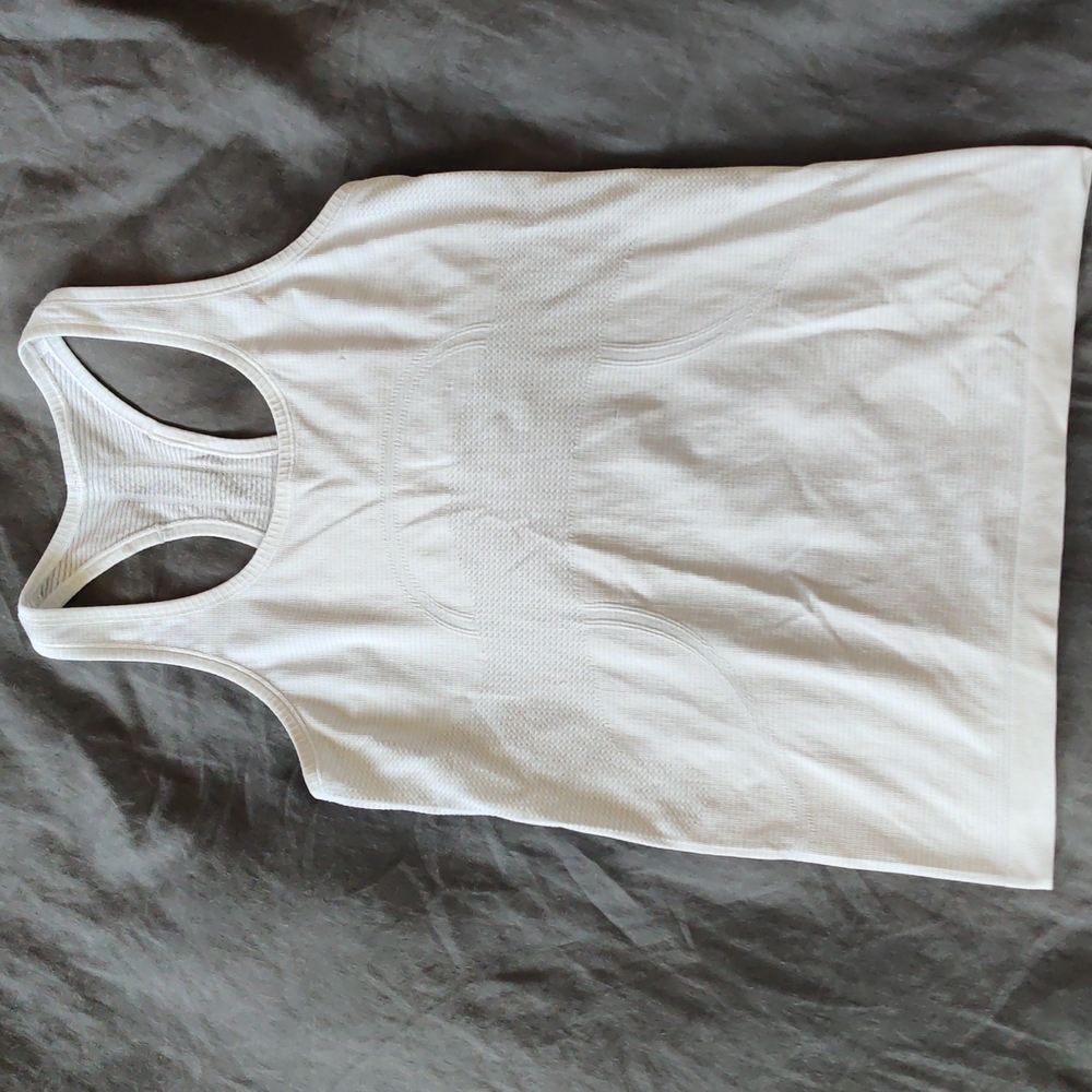 Lululemon Swiftly Tank size 8